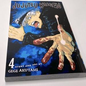 Jujutsu Kaisen Manga Volume 4